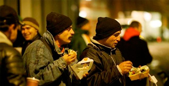 francia-regala-comida-necesitados