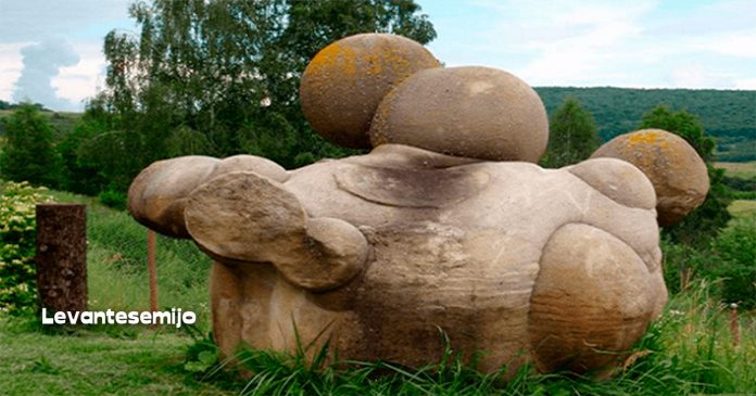 misteriosas-piedras-que-caminan