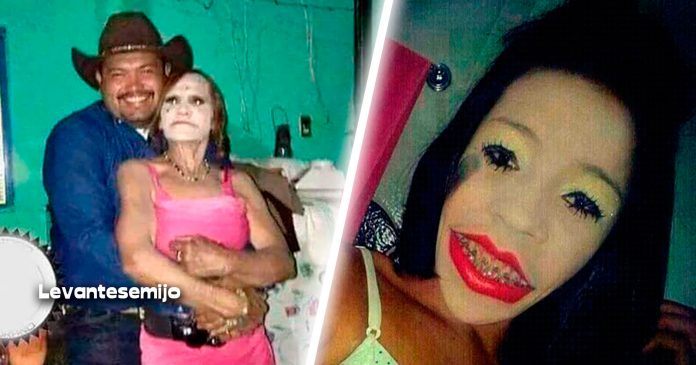 mujeres-polvo-blanco-cara